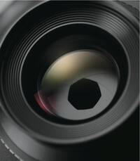 Lens with iris made out of Carbonfeather